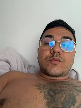 Show modela mussa96- na web-kameri