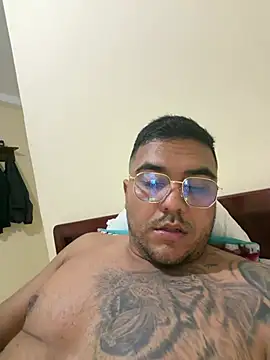 Show modela mussa96- na web-kameri