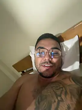 Show modela mussa96- na web-kameri