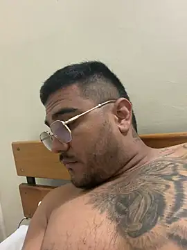 Show modela mussa96- na web-kameri