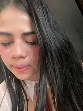 Zoe_Martinezzz's Live XXX Chat