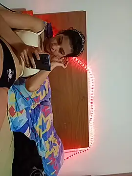 SecretHotCouple69 Webcam show