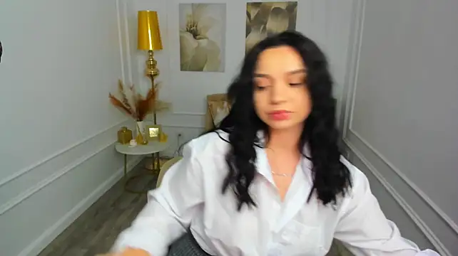 SaraQwerny Chat XXX live