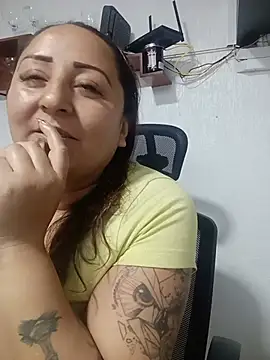 Chat XXX ao vivo de Azurafairy