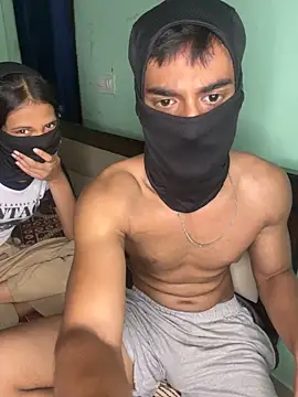 ursamfuck 网络视讯表演