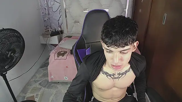 Show de Liom_Gym na webcam