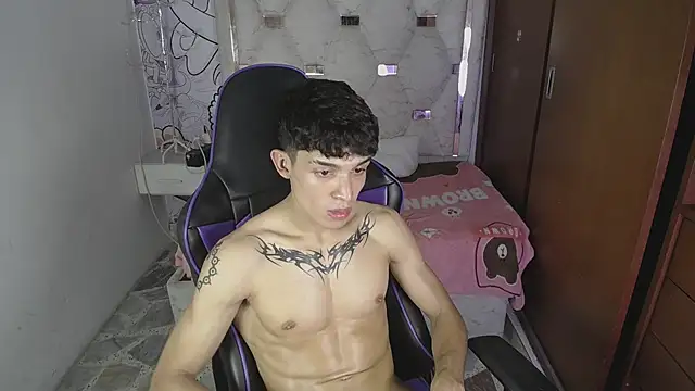 Liom_Gym's Live XXX Chat