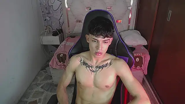 Liom_Gym's Webcam Show