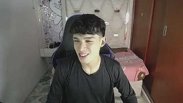 Liom_Gym Webcam show