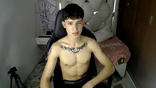 Liom_Gym Шоу с уебкамера