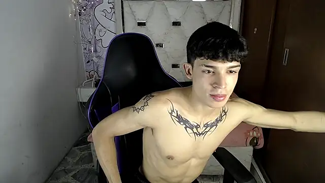 Liom_Gym Webcam Show