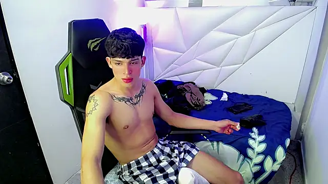 Liom_Gym 网络视讯表演