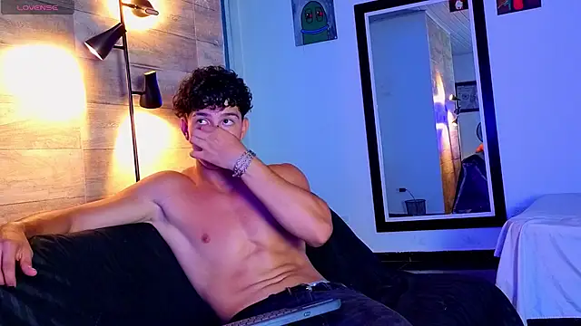 enzorosssi – webcam-show