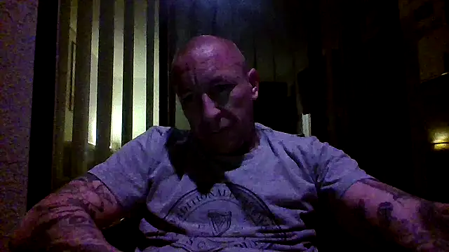 NoBoundariesInPrivate Show in webcam