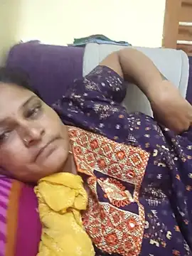 Pertunjukan Kamera Web vanithasree505