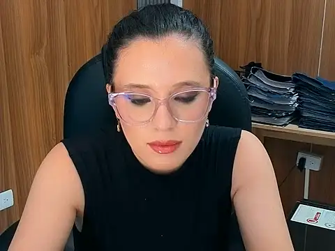 Pertunjukan Kamera Web ela-04