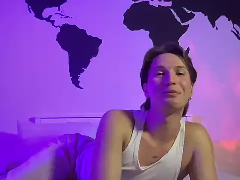 LeoWild1 webcam show