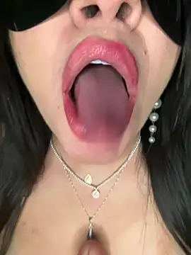 Japinhadoamor 即時 XXX 聊天