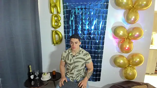 عرض كام Enzo_Vega