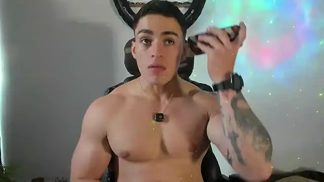 Enzo_Vega Pertunjukan Webcam