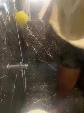 velakapoor07: διαδικτυακό σόου στην κάμερα