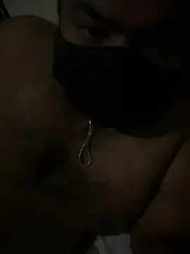 velakapoor07 Show in webcam