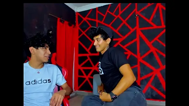 Show de webcam de FRIENDS_LATINOS