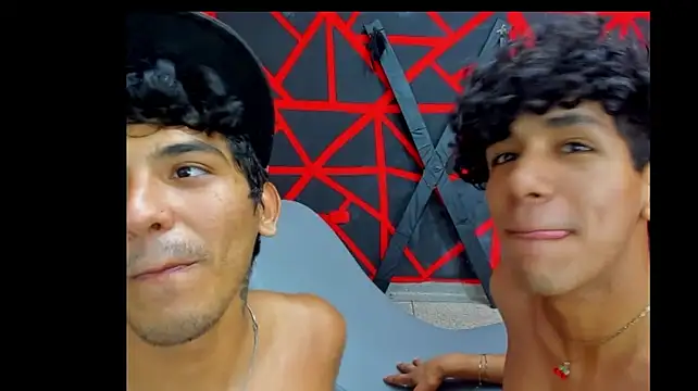 FRIENDS_LATINOSn Webbikameraesitys