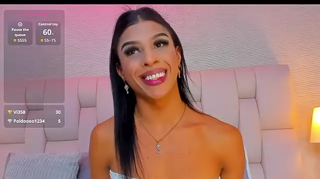 KeitinThompson Show in webcam