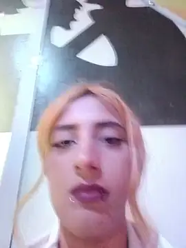 Domekaqueen1 Webcam Show