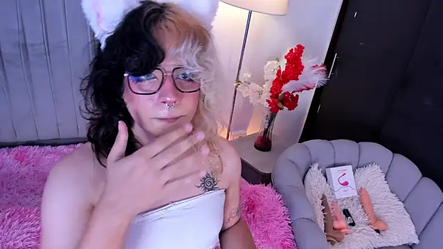 Hunter_Moon webcam show