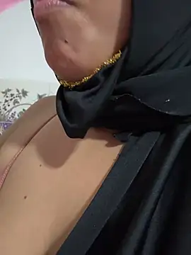 Aylin_arabic élő XXX-chatje