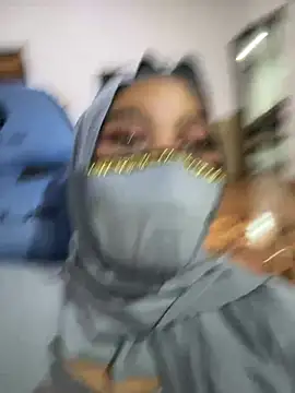 XXX chat uživo modela Aylin_arabic
