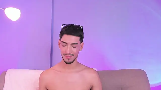 ApoloXanthosn Webbikameraesitys