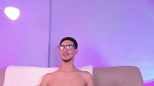 ApoloXanthos webcam show