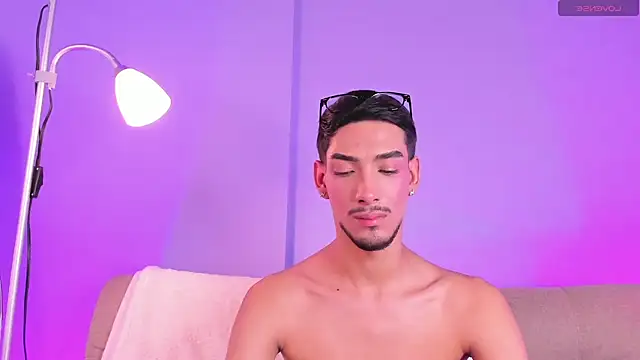 ApoloXanthosn Webbikameraesitys