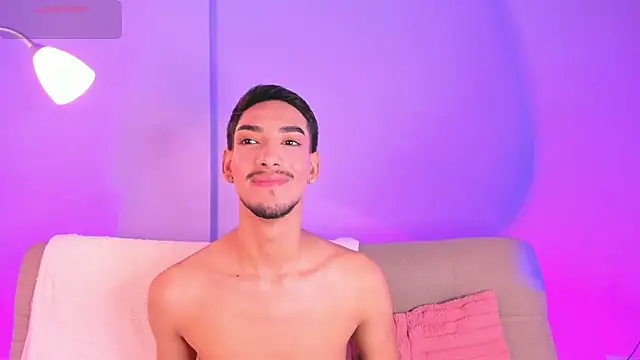 ApoloXanthosn Webbikameraesitys