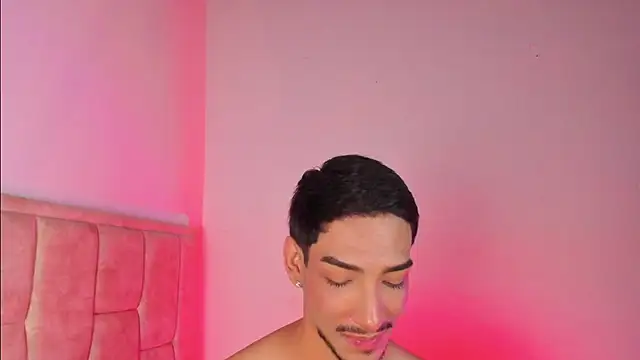 ApoloXanthos' Webcam Show