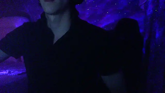 SmallBoy322 Шоу с уебкамера