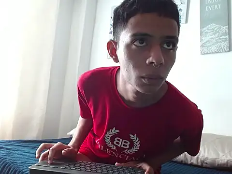 valentin_knox's Webcam Show