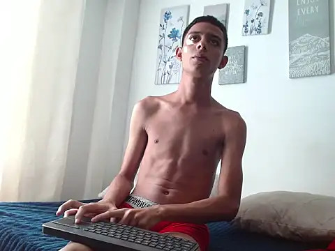 valentin_knox's Webcam Show