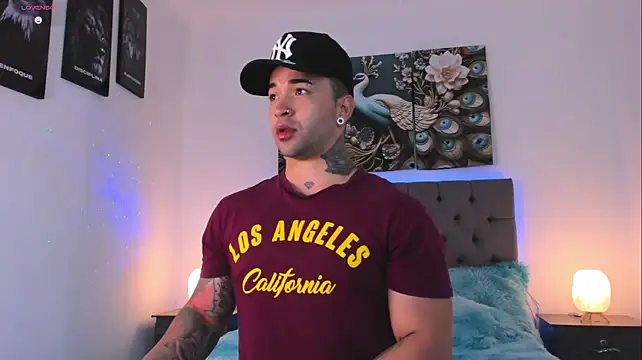 Mathew_Colee Show in webcam