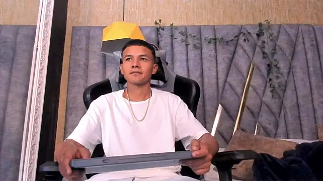 GabrielGandin Webbikameraesitys