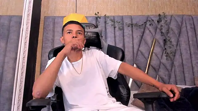 GabrielGandin Webbikameraesitys