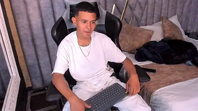 GabrielGandi's Webcam Show