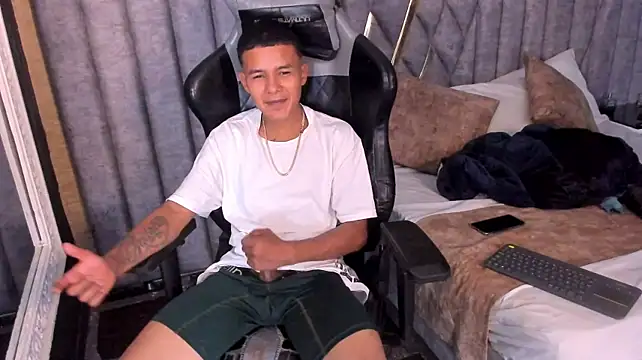 GabrielGandi's Webcam Show
