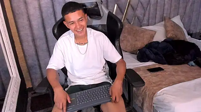 GabrielGandin Webbikameraesitys