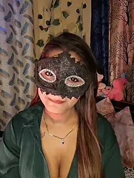 צ'אט XXX בשידור חי של Kiara_97