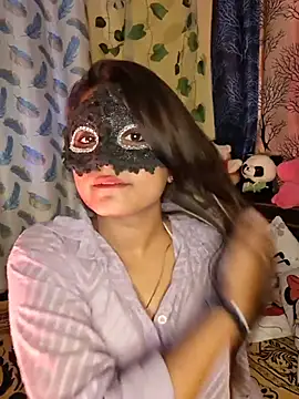 צ'אט XXX בשידור חי של Kiara_97