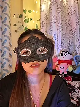 Pokazy przed kamerką – Kiara_97